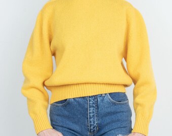 Vintage 70s /80s Forrestel Yellow Soft 100% Pure Virgin Wool Crew Neck Knit Sweater M