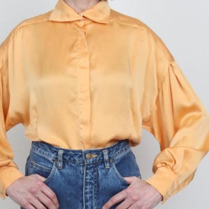 Vintage100% Silk Blouse Size M