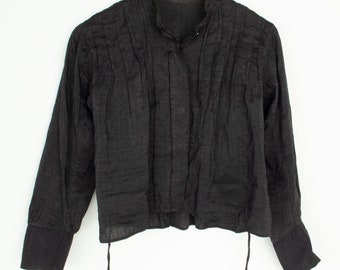 Antique Silk Crop Black Blouse S