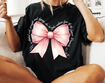 She is Worthy Bow png-bestand, christelijk shirtontwerp (digitale download)