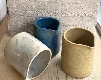 Mini-crémiers faits main | 85 ml | Petit pichet en céramique pour le lait, les sauces ou le sirop