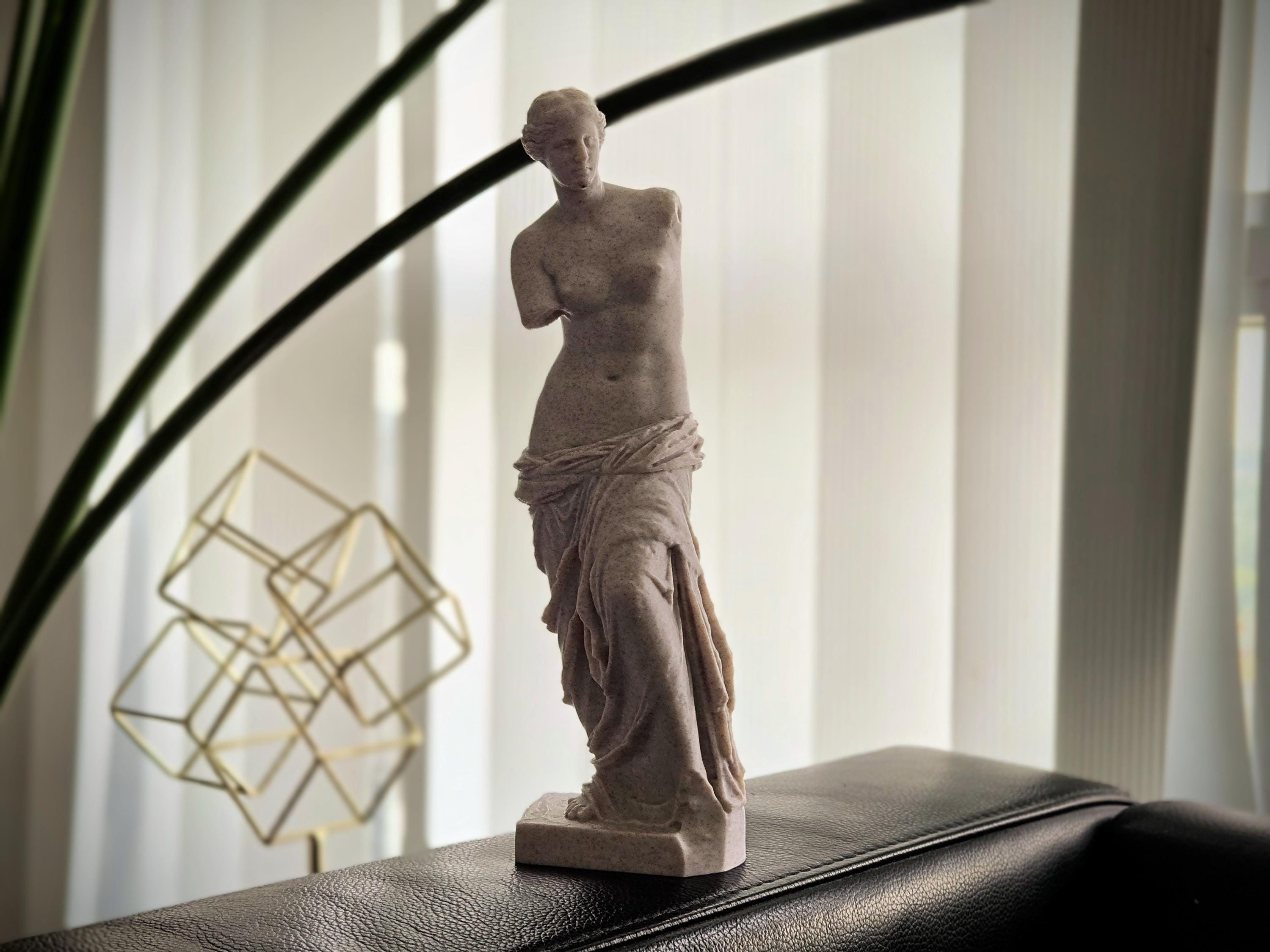ミロのヴィーナス像：大理石複合ギリシャ女神彫刻 - Etsy 日本