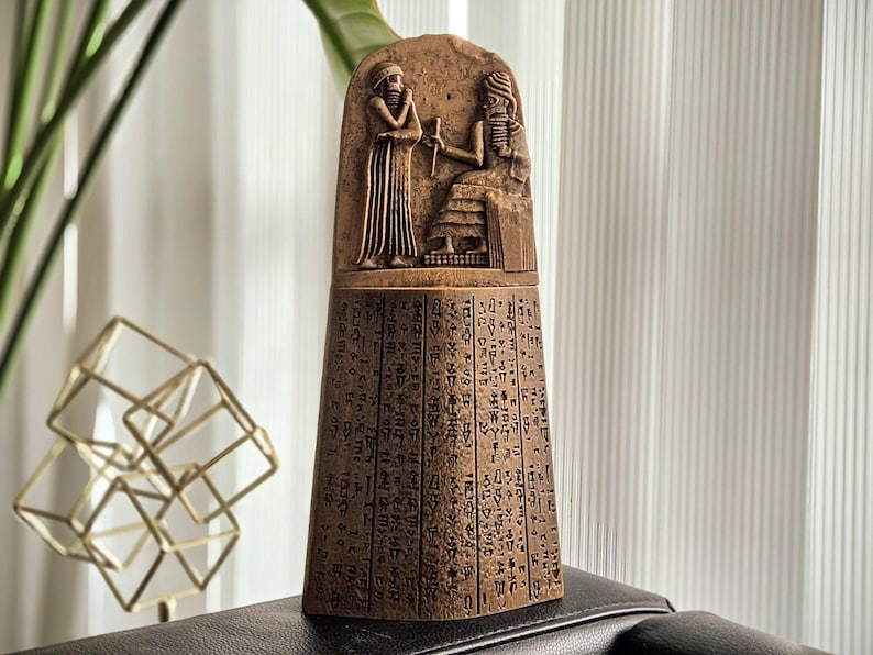Code of Hammurabi Replica: Ancient Babylonian Stele, Mesopotamian Art ...