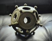 神秘的な古代ガロ・ローマ十二面体 - ブロンズ製歴史的謎の遺物 - 古代