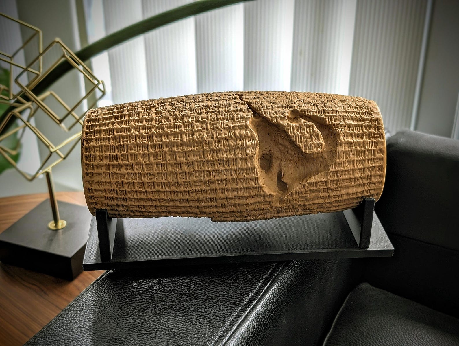 Cyrus Cylinder Replica Museum Style - Cyrus The Great - First Charter of Human Rights Ancient Persian Babylon Cuneiform Tablet Achaemenid