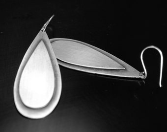 Dramatic long teardrop shape Argentium silver earrings