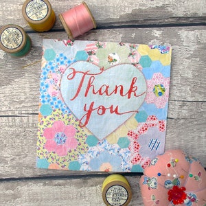 Cartão de agradecimento em patchwork