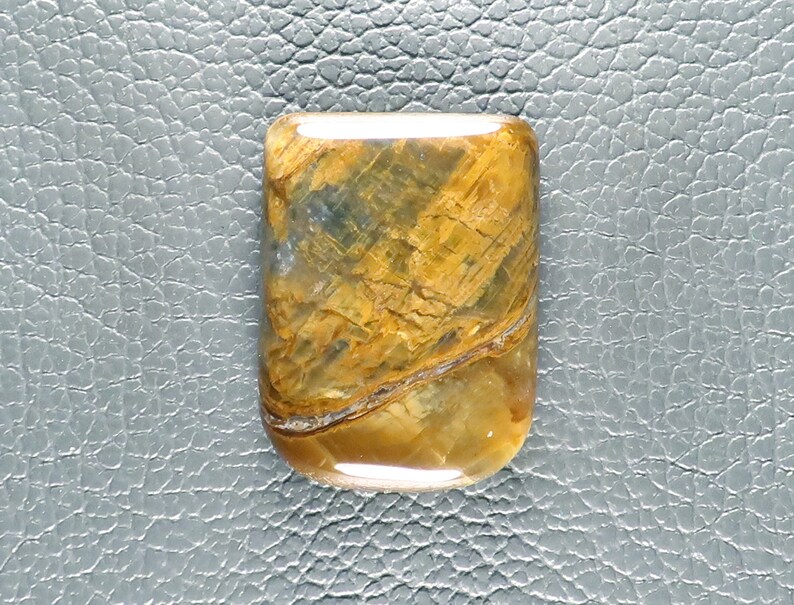 Designer Cabochon Nellite