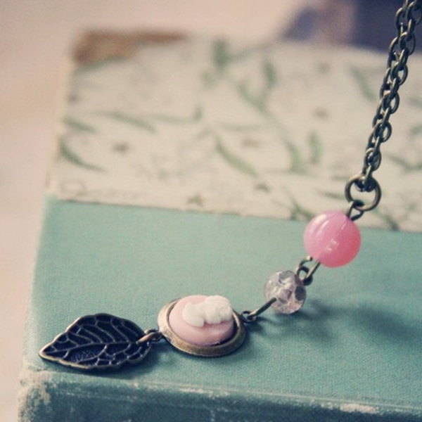 Pink Cameo & Leaf Necklace