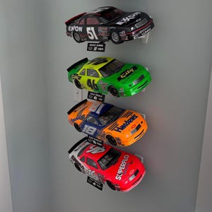 1:12 Scale NASCAR RC Car Wall Mount Display Stand – Minimalist 3D Printed Holder for Losi RC Chassis image 8