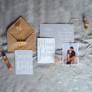 50x Save the Date Karte "Pia" | Einladungskarte, Klappkarte, Vintage, Grau, Naturpapier, Siegel, minimalistisch, schlicht, elegant