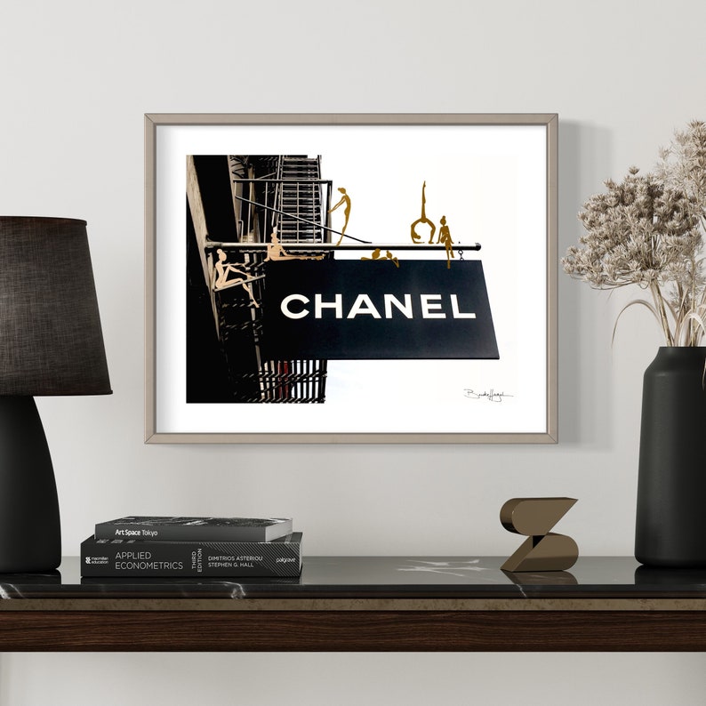 Chanel Shenanigans by Brooke Hagel 画像 2