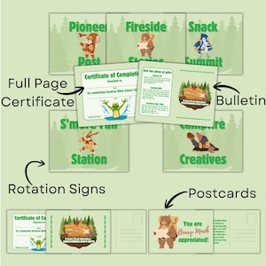 Puede incluir: Una colecci&oacute;n de materiales verdes y blancos para la Escuela B&iacute;blica de Vacaciones, que incluye certificados, boletines, letreros de rotaci&oacute;n y postales. Los dise&ntilde;os presentan animales de dibujos animados y texto como "Pioneer Post" y "Snack Summit".