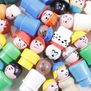 Figuras vintage de Fisher Price Little People n.° 2 ELIGE LA TUYA: niña, bebé policía, madera, plástico, vaquero, animales, persona ~ 64