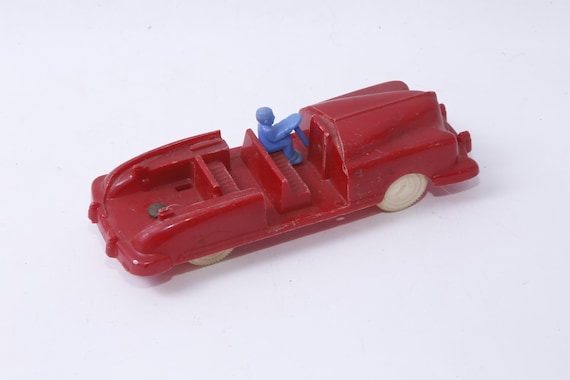 Jouet à tirer, Voiture de course rouge-bleue