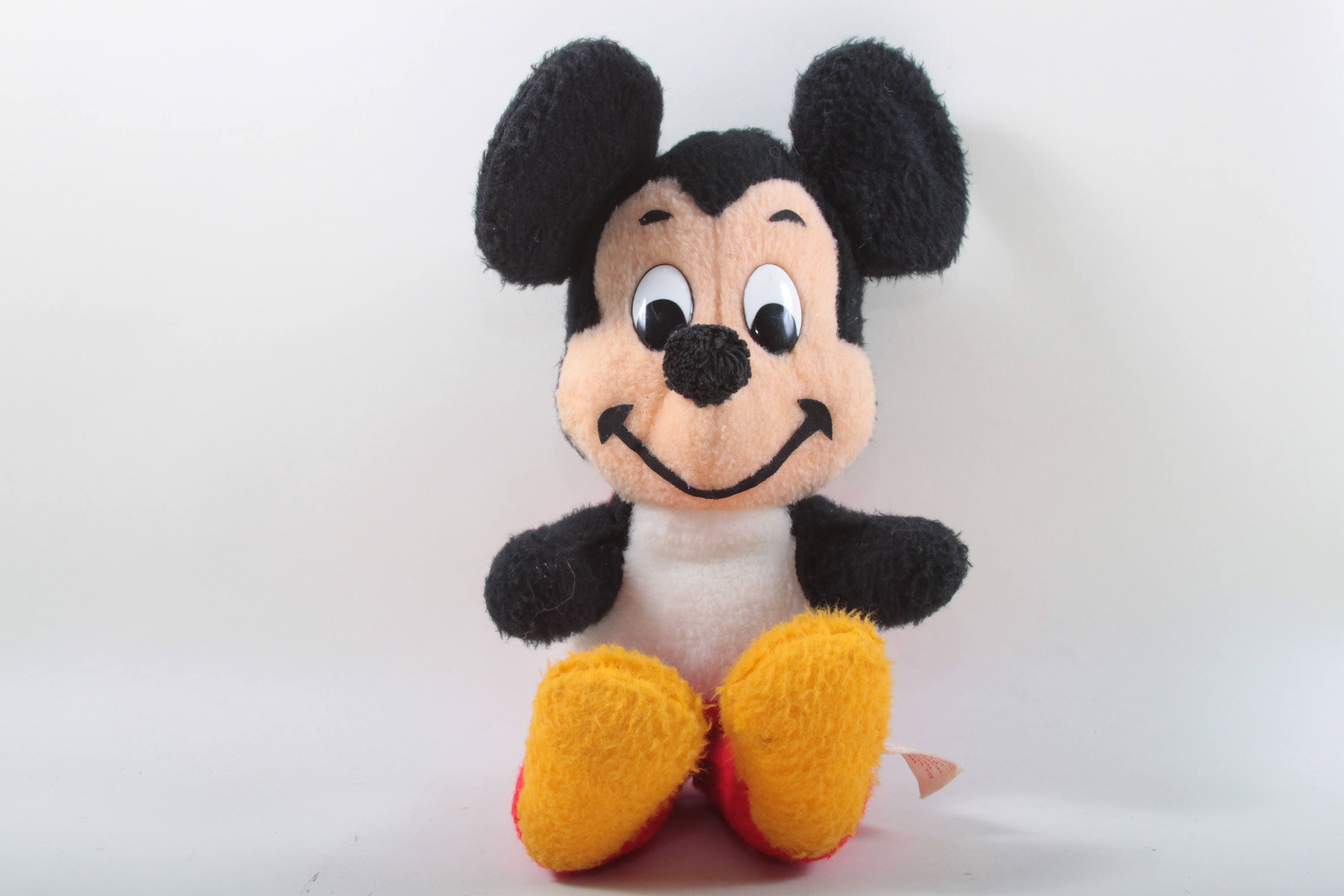 California stuffed toys mickey mouse - Etsy 日本