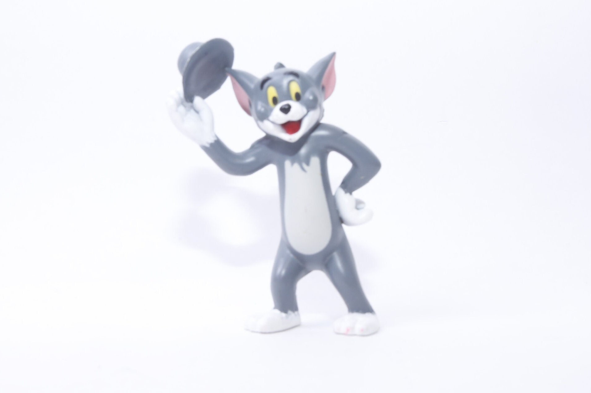 Tom & Jerrt Cat, Waving With Hat, 3