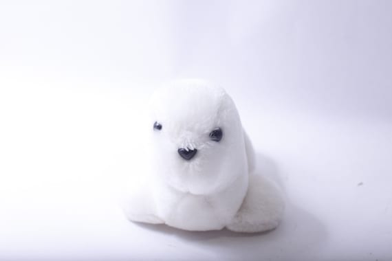 アザラシ ぬいぐるみ ホワイト ぬいぐるみ アザラシ ホワイト Mサイズ - 【パーフェクト