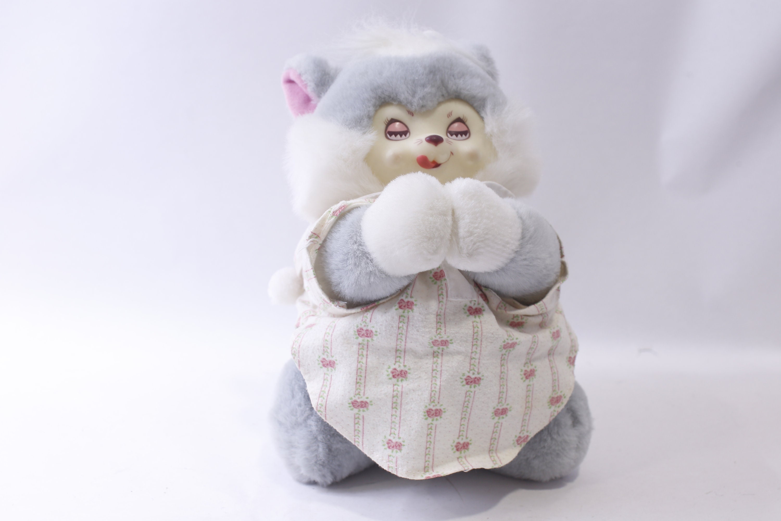 Dan Dee, Praying Cat Plush, TB Trading Company, Rubber Face, Soft