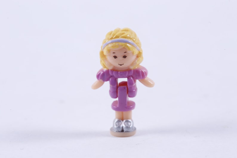 blonde polly pocket