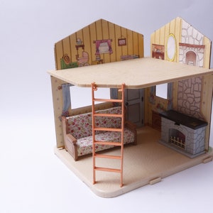 Maple Town Story, Toy Dollhouse, Living Room, Fireplace, Sofa, Couch, Playcase, Children, Vintage, Collection, ~ 20-01-05 AA