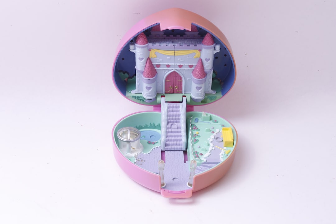 Polly Pocket, Pink Heart, Castle, Palace, Mini Playset, Folding