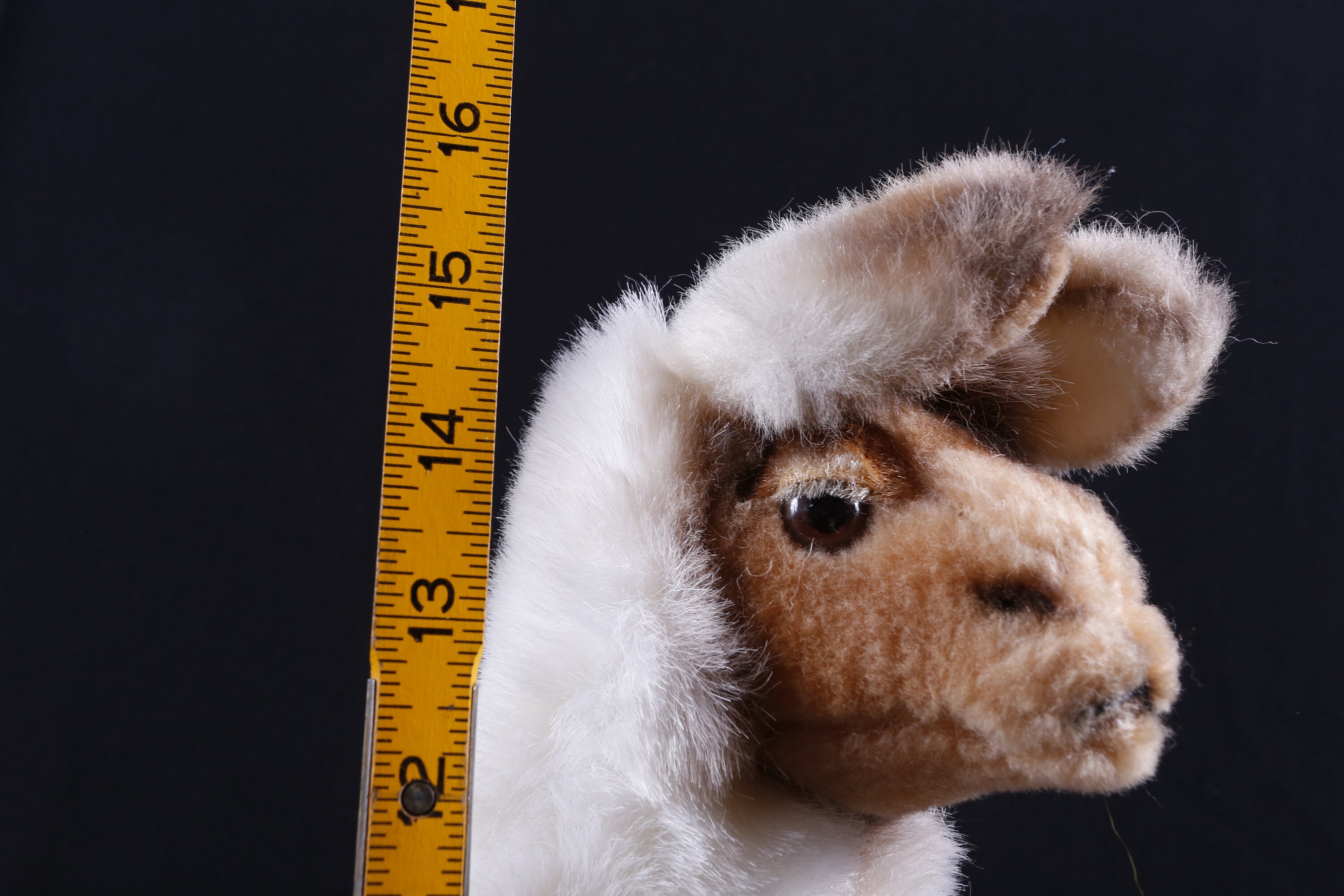 Kamar, Rare, Prototype, Sample, Quito, White, Alpaca, No Kamar, Rare, Prototype, Sample, Quito, White, Alpaca, No