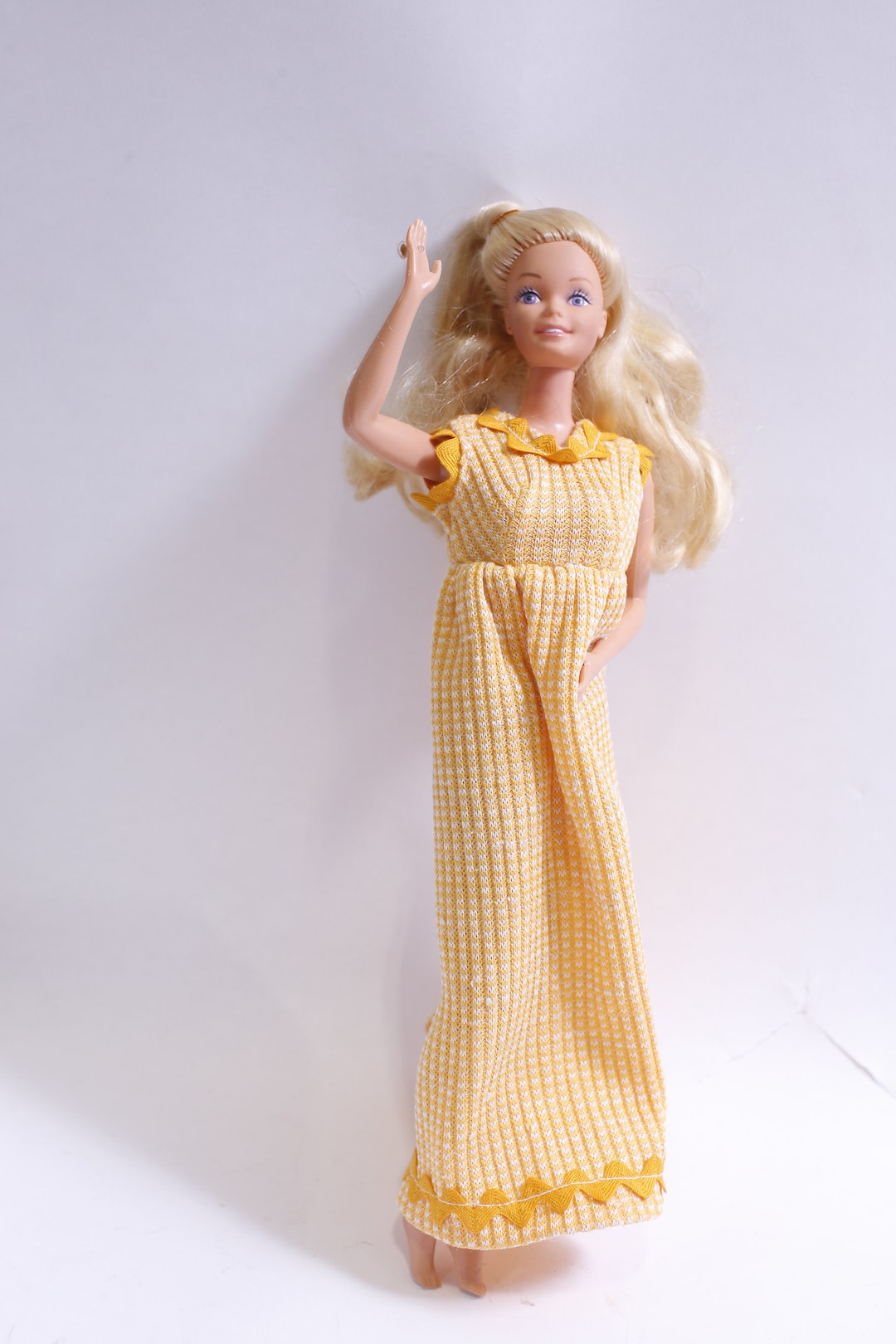 Poupée Porcelaine Vintage 40cm - Années 70, Habillée (il Manque Les Boucles D'oreille)