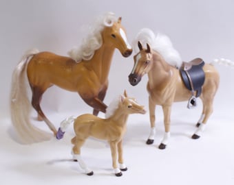 Vintage, Grand Champions, Family of Three, Mom, Father, Baby, Fun Horses, Toys ~ 230826-DISH 479