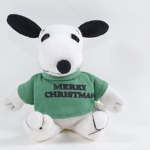 Peanuts Snoopy Christmas Soft Plush Toy Doll Puppy Dog Green Sweater Children, Vintage Toys, Vintage, Nostalgia 545