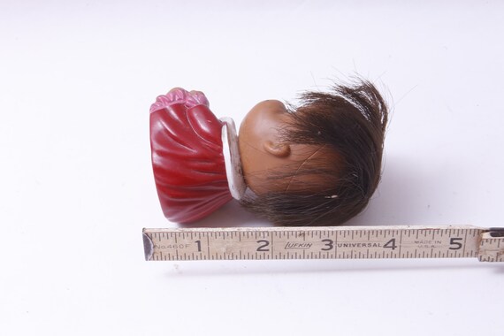 泣いている赤ちゃん、悲しそうな赤ちゃん、ハワイアン人形、動揺、1970