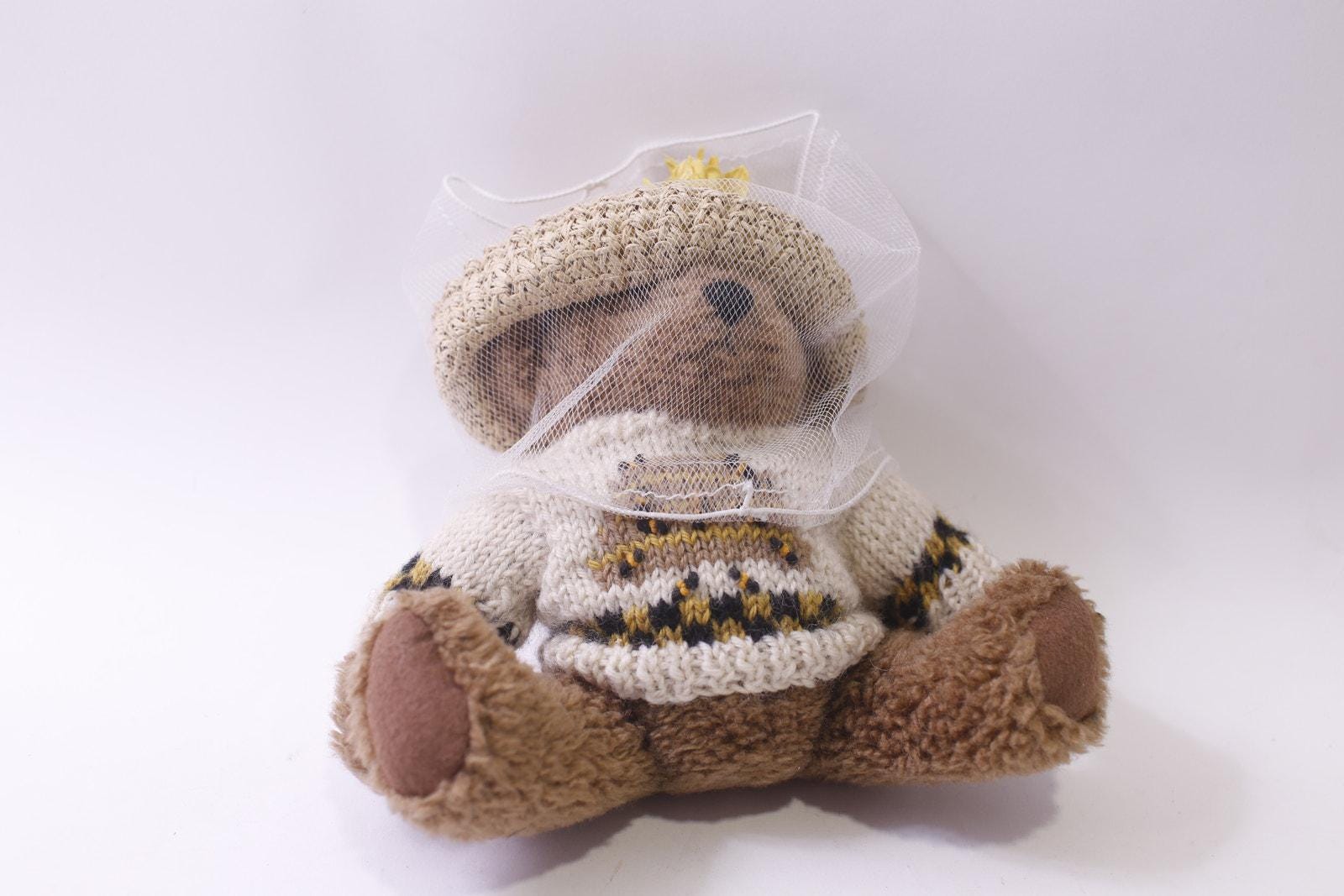 Boyds Bears 1990 Beekeeper Small Beanbag Plush Stuffed Animal
