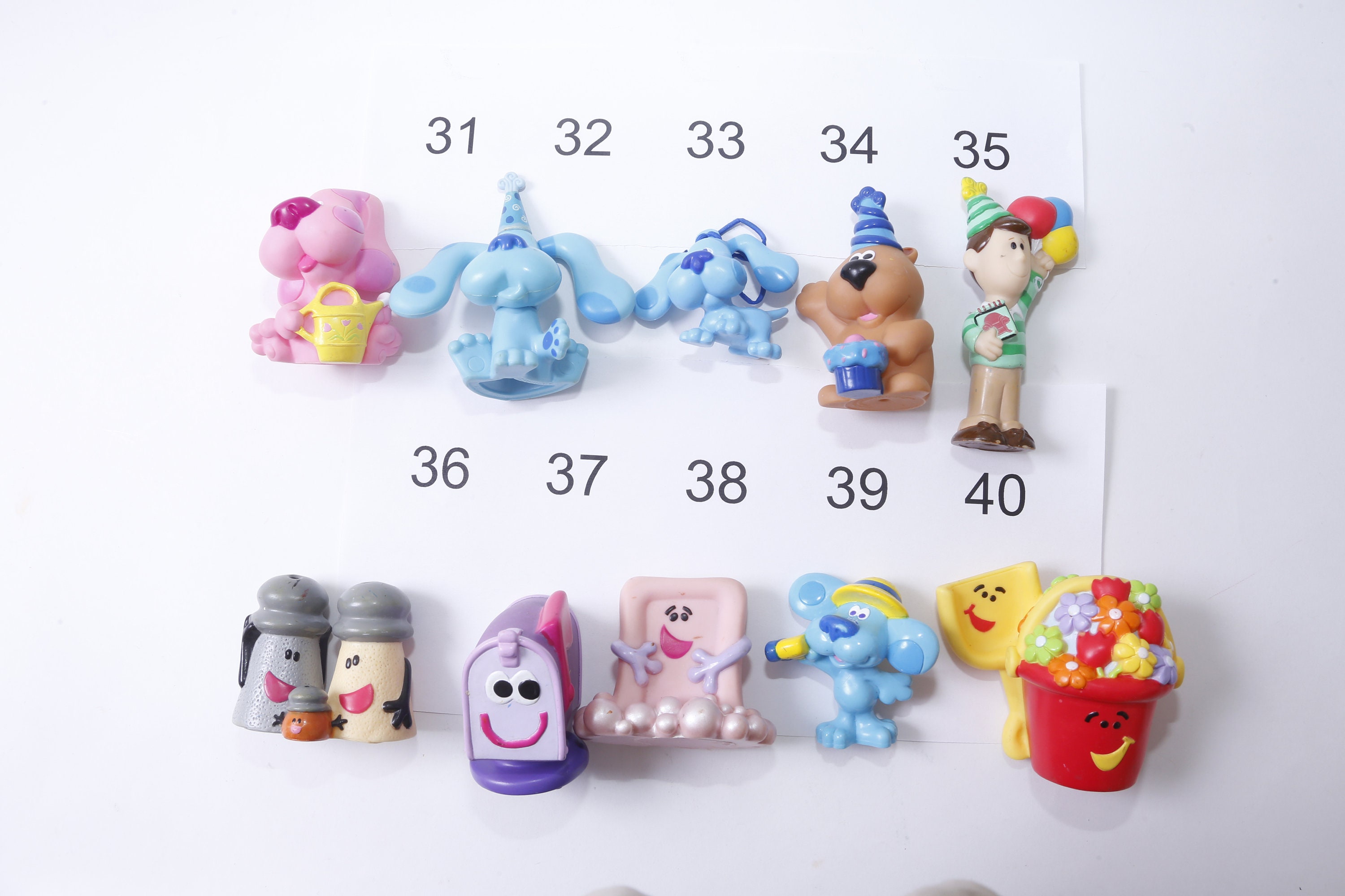 Original A Variety of Modeling Blues Clue Scene Accessories Props  Decoration Cartoon Model Children's Toys