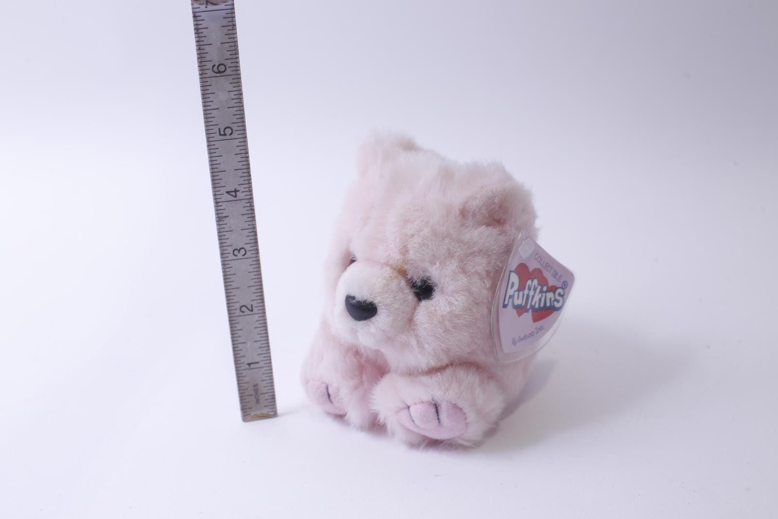 愛らしいパフキンズのぬいぐるみクマ - 柔らかいピンクのぬいぐるみ