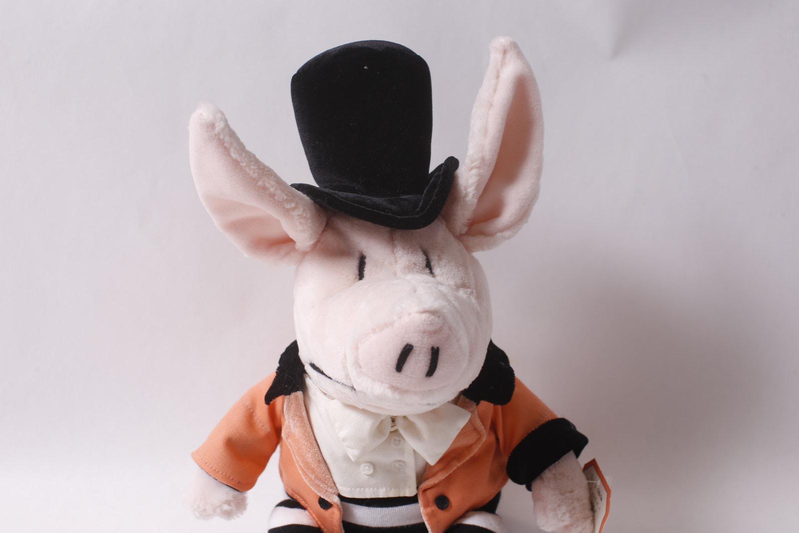 Olivia the Pig - Etsy