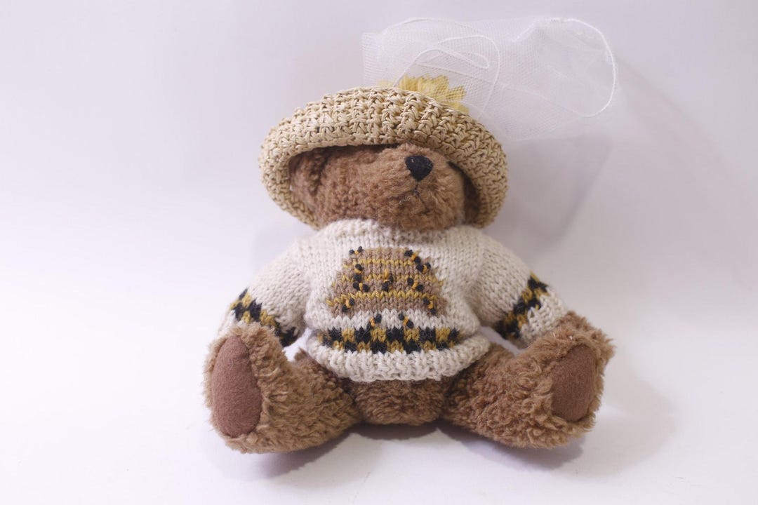 Boyds Bears 1990 Beekeeper Small Beanbag Plush Stuffed Animal