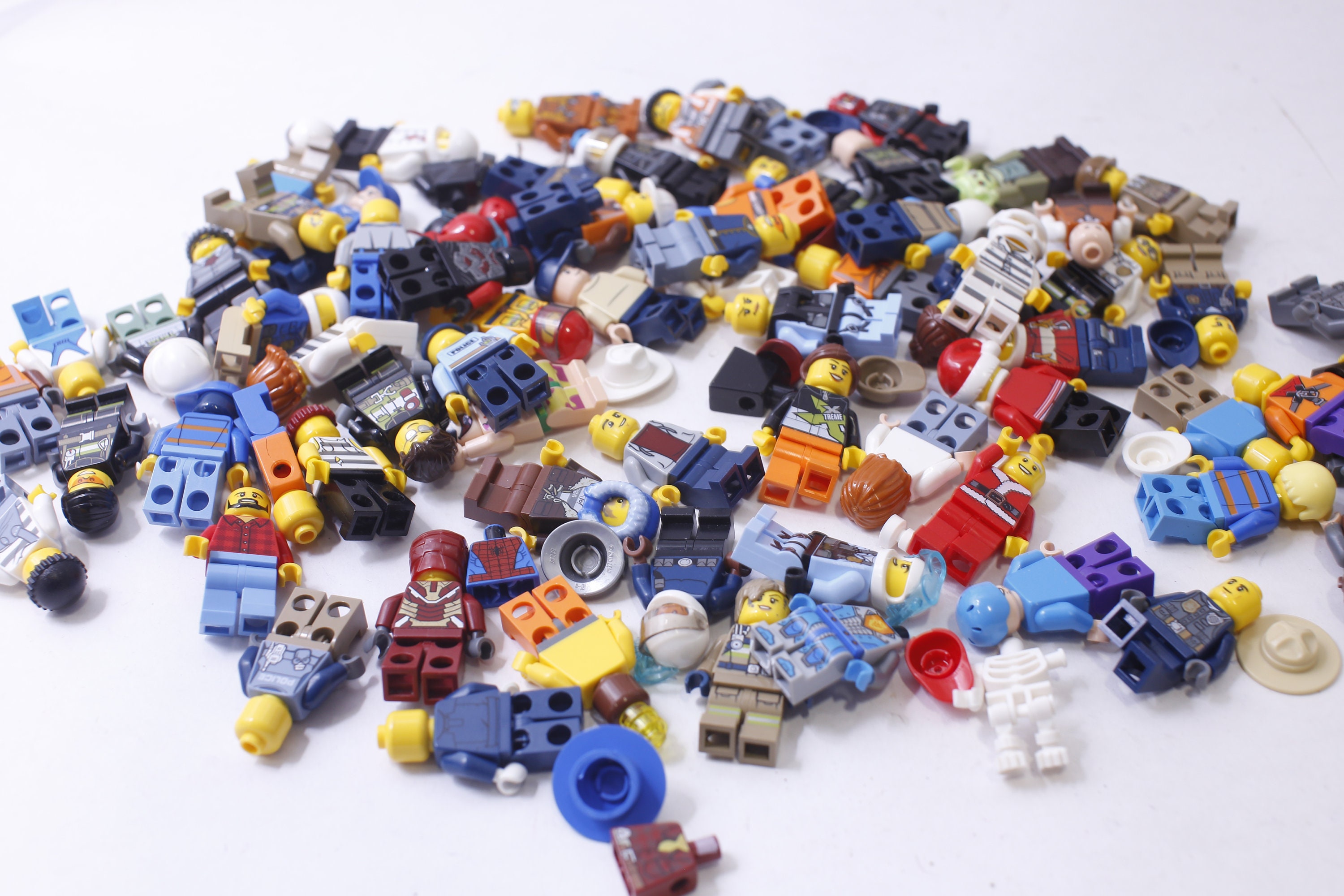 LEGO Minifigures Lot, People Pieces, Replacing Parts, Minifig Accessories,  240318-WH 871