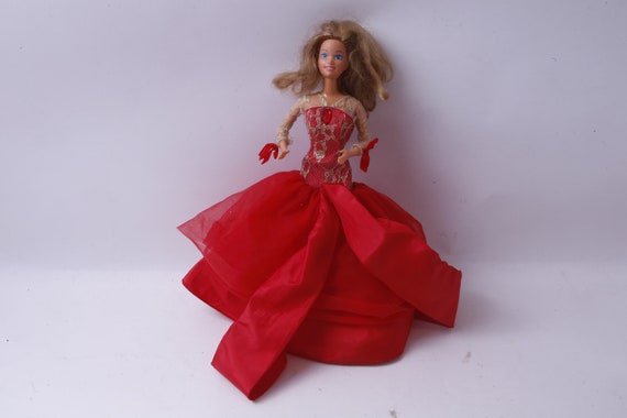 Send Red Barbie Doll Cake Online for Birthday Girl in India at best price