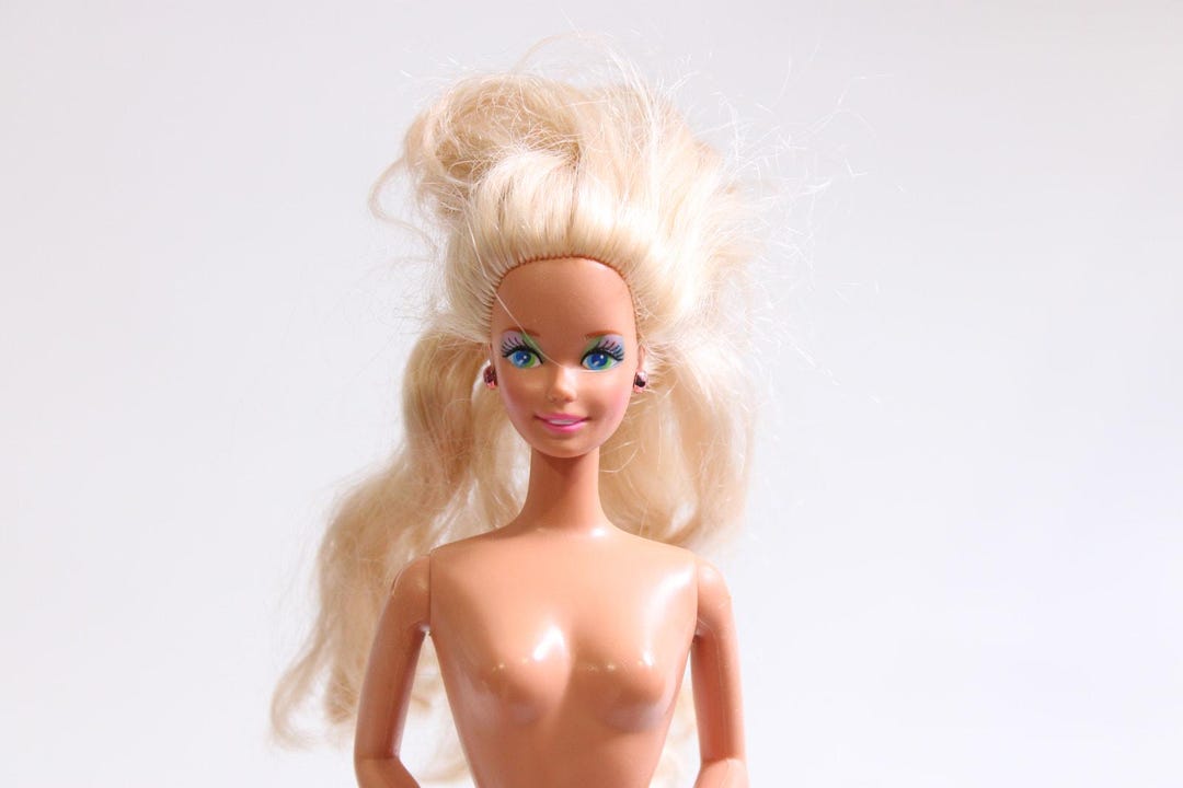Barbie Pop Icon 2010 – Collector Indonésie – NRFB, Avec Accessoires