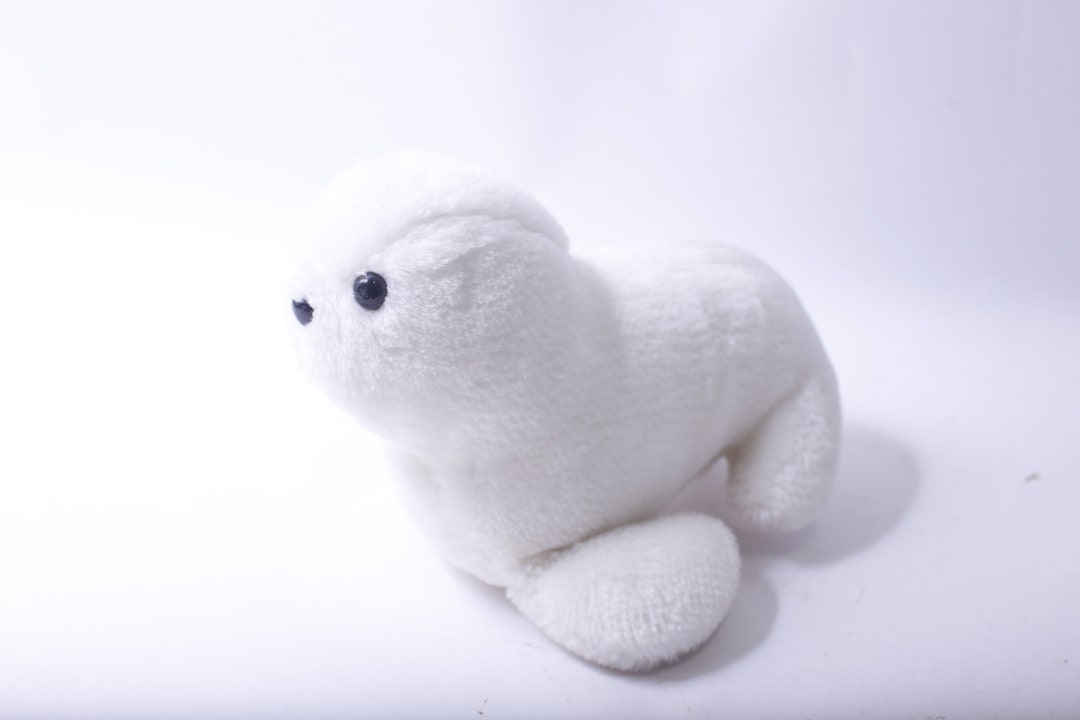 アザラシ ぬいぐるみ ホワイト Amazon.co.jp: シミュレーション グリーンランド ホワイト