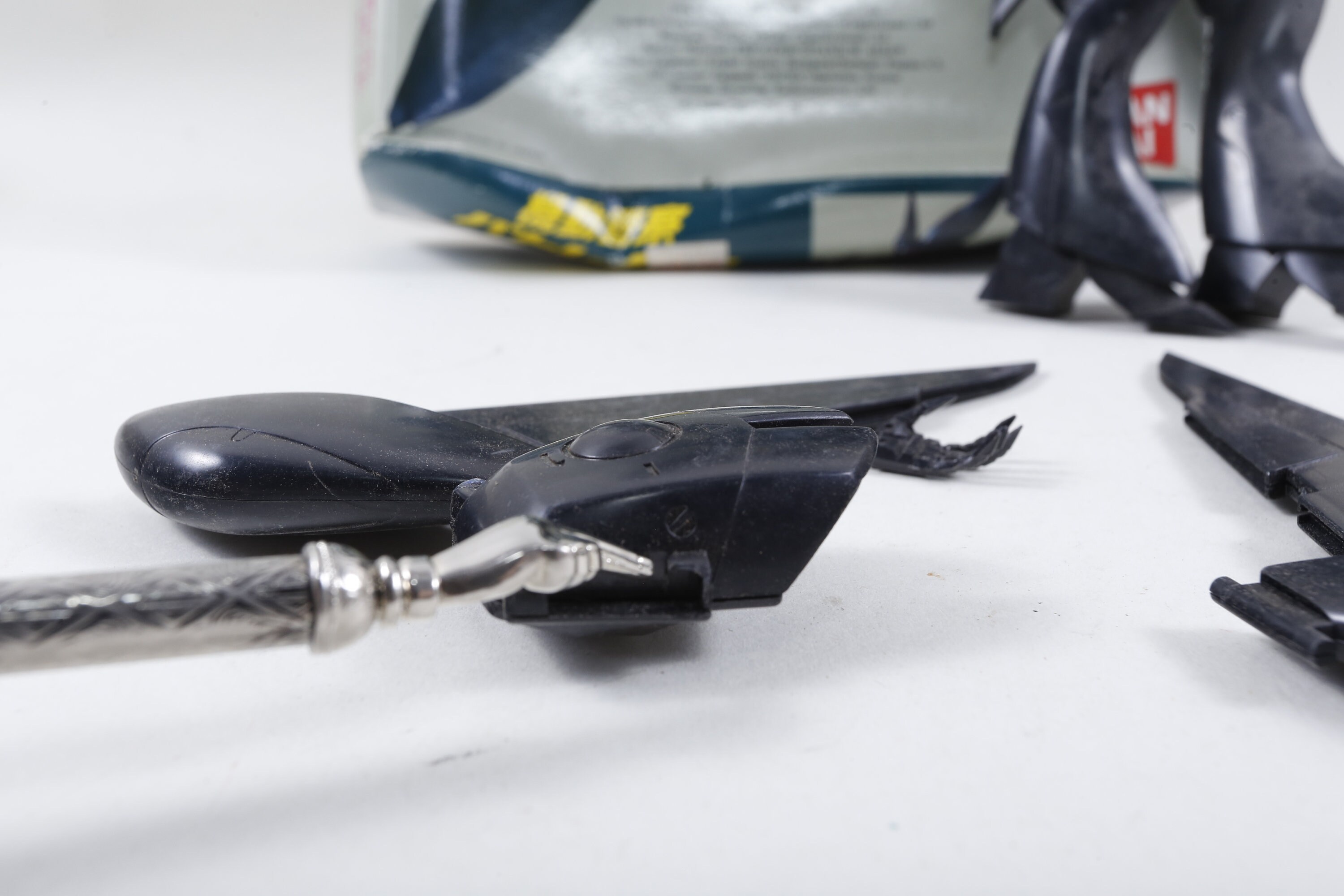 Toys & Games Pretend Play Griffon Labor Plastic Model Kit Bandai