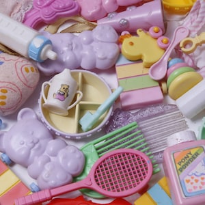 Vintage My Little Pony G1 G2 Accessories #1 - PICK YOUR OWN - Baby Toys, Clothes, Combs, Ribbons, Nursery, Bottles, Hasbro - 01