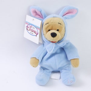 ビーニー、ディズニー、くまのプーさん、クマ、ウサギ、青い服