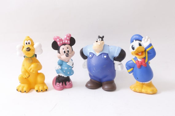 ディズニー、大型フィギュア ミニーマウス、プルート、ピート