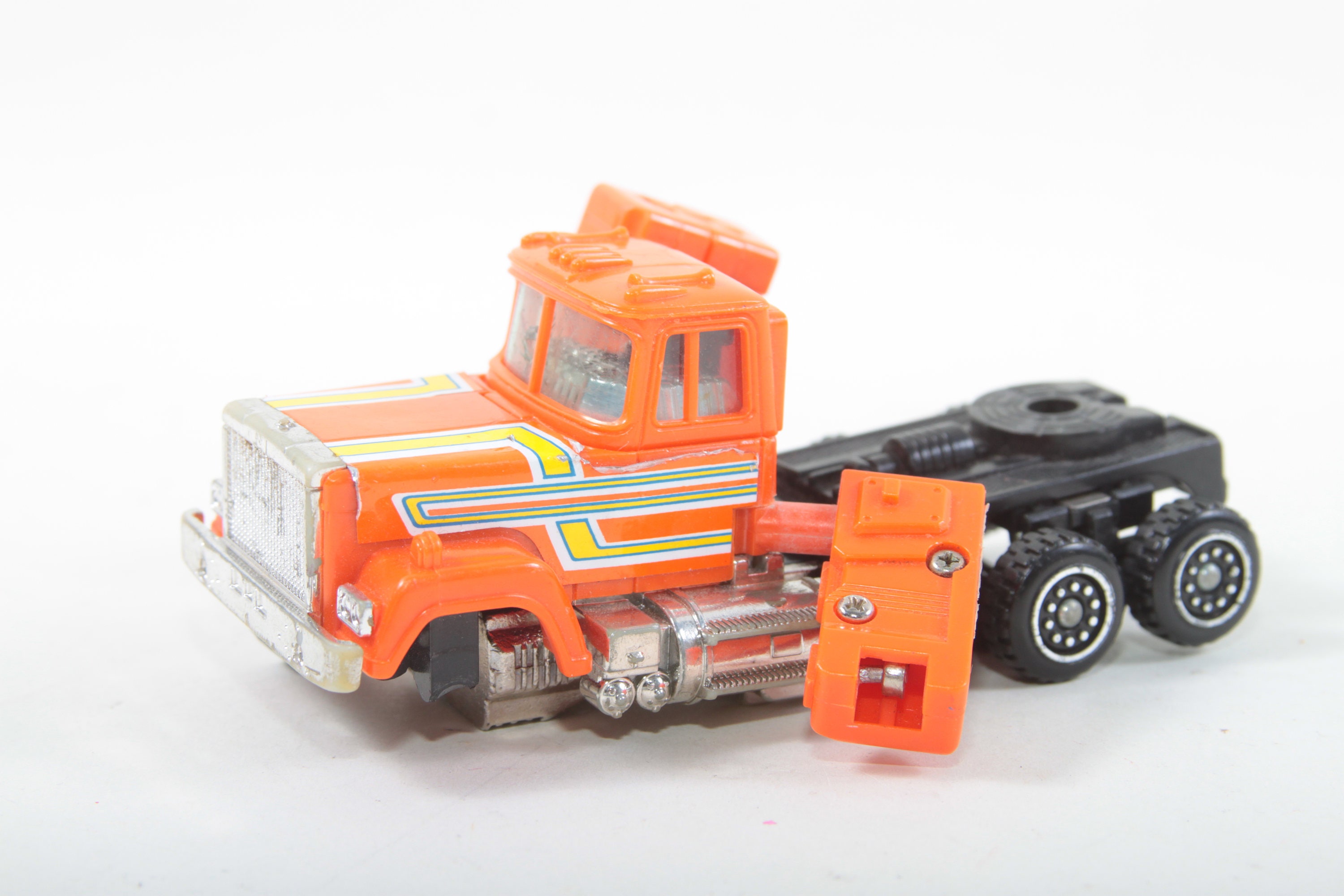 Truck transformer toy cheap