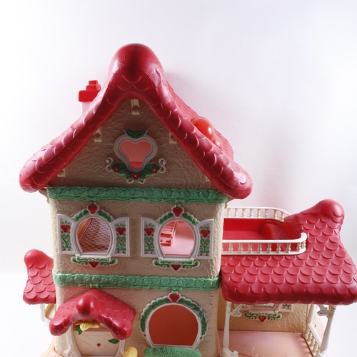 original strawberry shortcake house