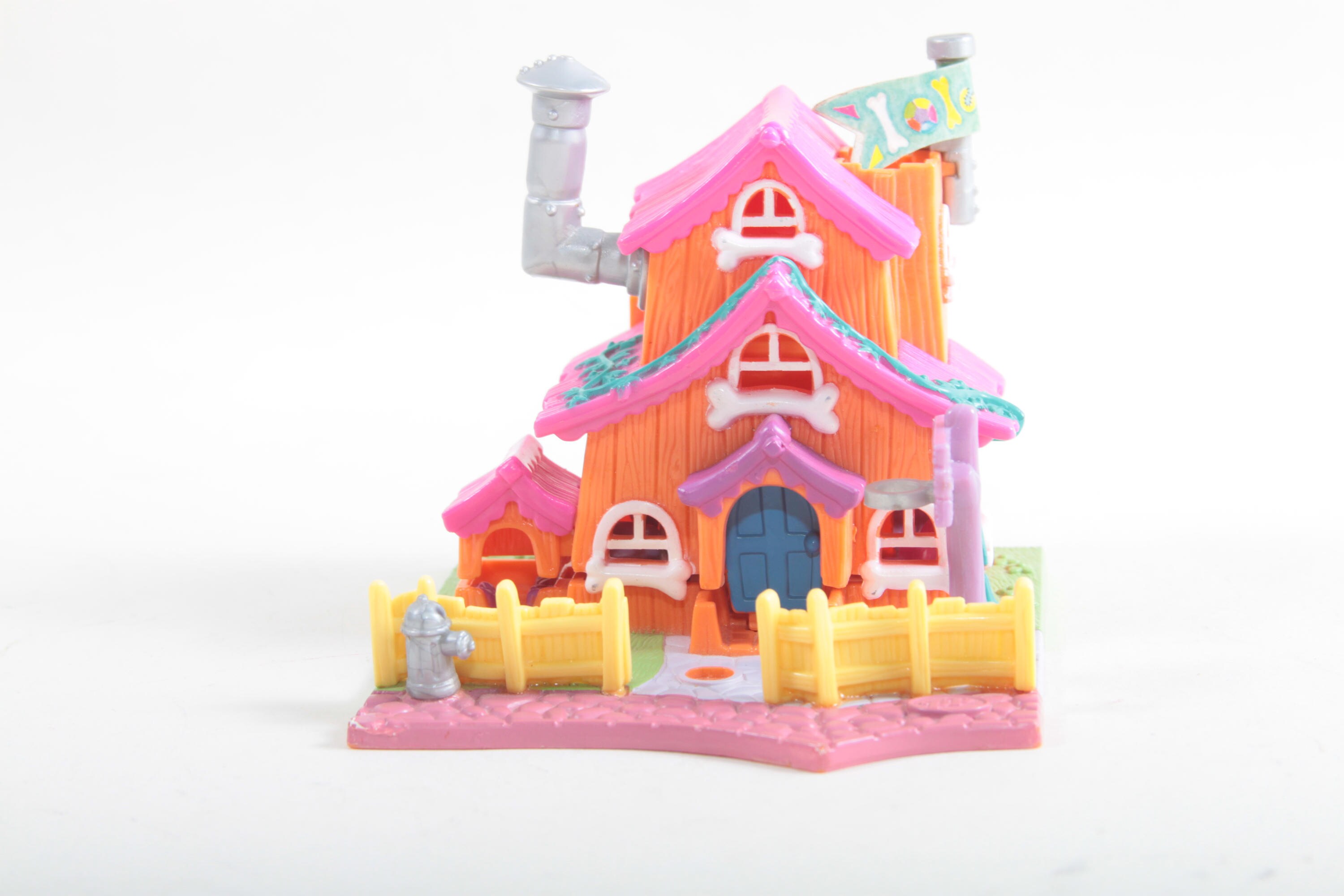 polly pocket dog house