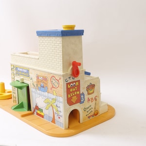 Fisher Price, Sesame Street, Clubhouse, Dollhouse, Playset, Toy, 10