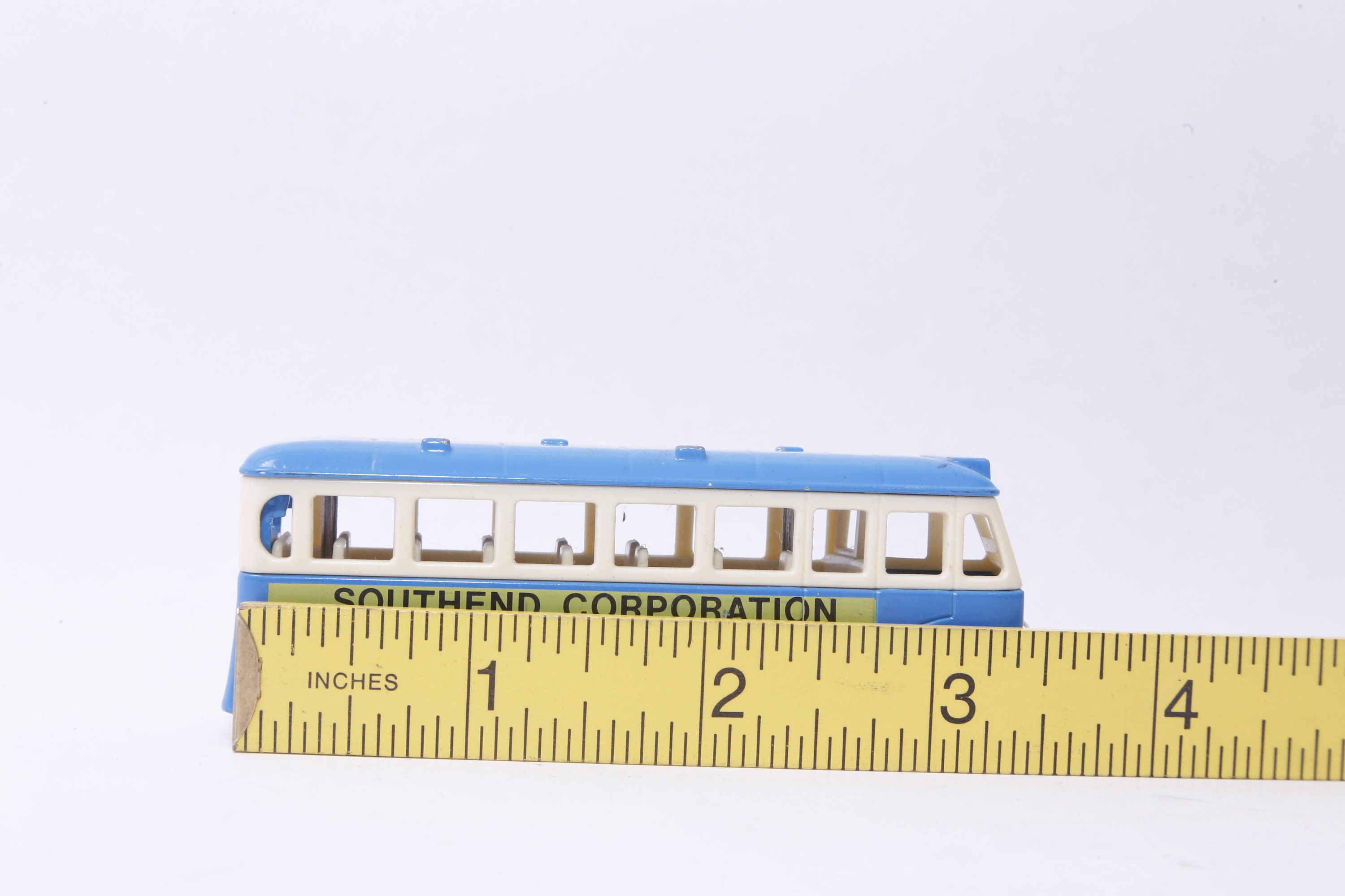 Blue White Bus Scale Model Southend Corporation Toy 3 -  Portugal