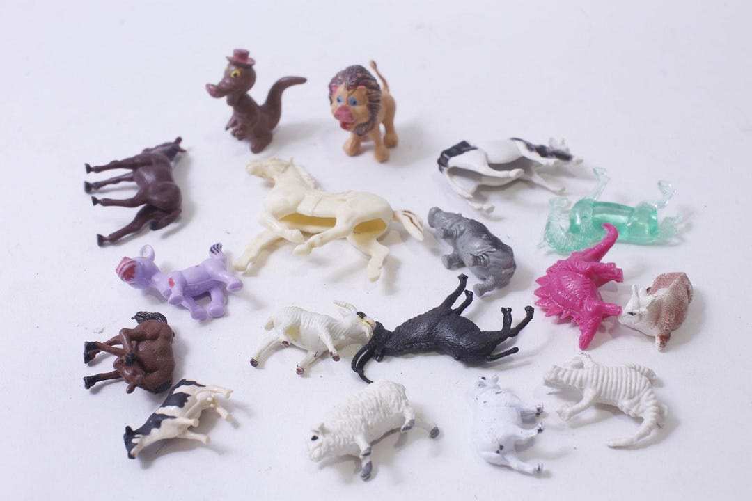 Little Animals, PVC Figure Lot, Miniature, Model Railway Layout ...